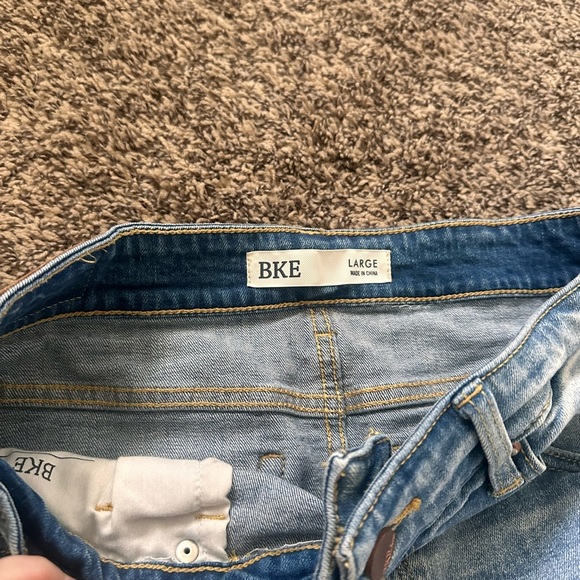 BKE Frayed Denim Stretch Skirt Size Large - Picture 5 of 5